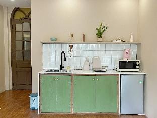 Super King Bed-Old Quarter-Bright-Spacious-Center Apartment in Hanoi
