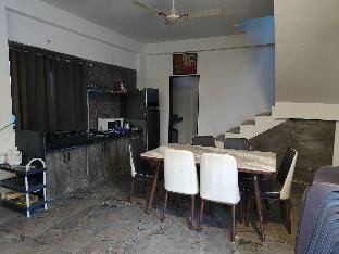 yolo  295 Villa in Gujarat