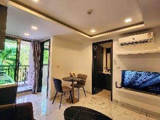 Arcadia Center Suites Privacy Luxury Living Apartment in Pattaya City