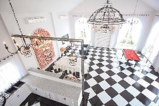 Queen of khaoyai poolvilla  Villa in Laos