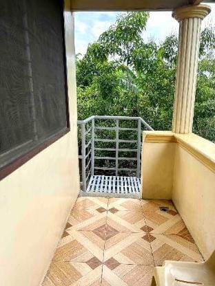 AC Room1 + Private CR, Near Hagnaya Port & Beaches Vacation rental in Central Visayas