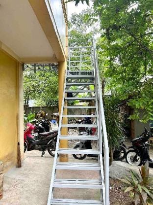 AC Room1 + Private CR, Near Hagnaya Port & Beaches Vacation rental in Central Visayas