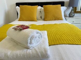 Robinhuts Apartments Vacation rental in Beverley