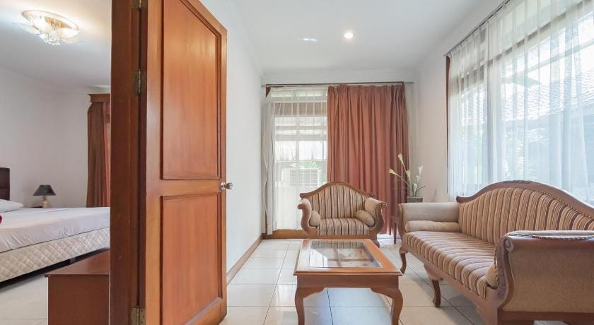 Dequr Hotel Dipati Ukur Mitra RedDoorz Hotel in Bandung