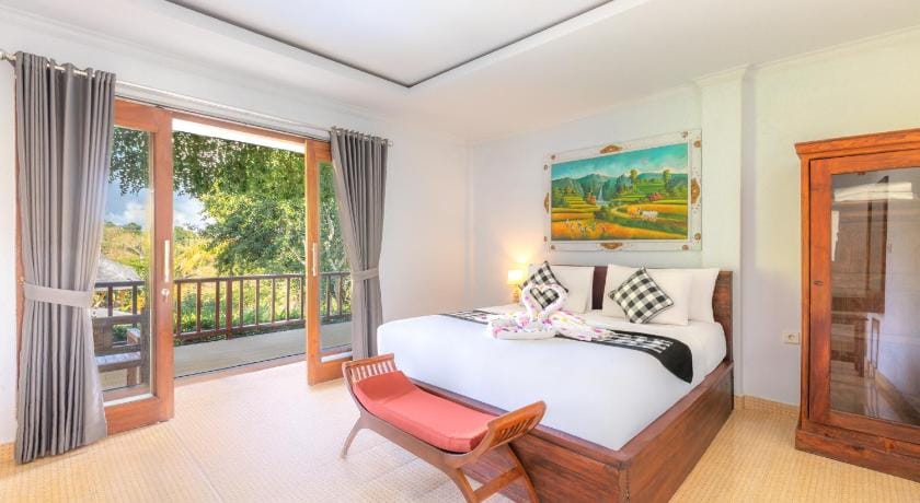 Tinggian Hill Retreat Hotel in Nusapenida