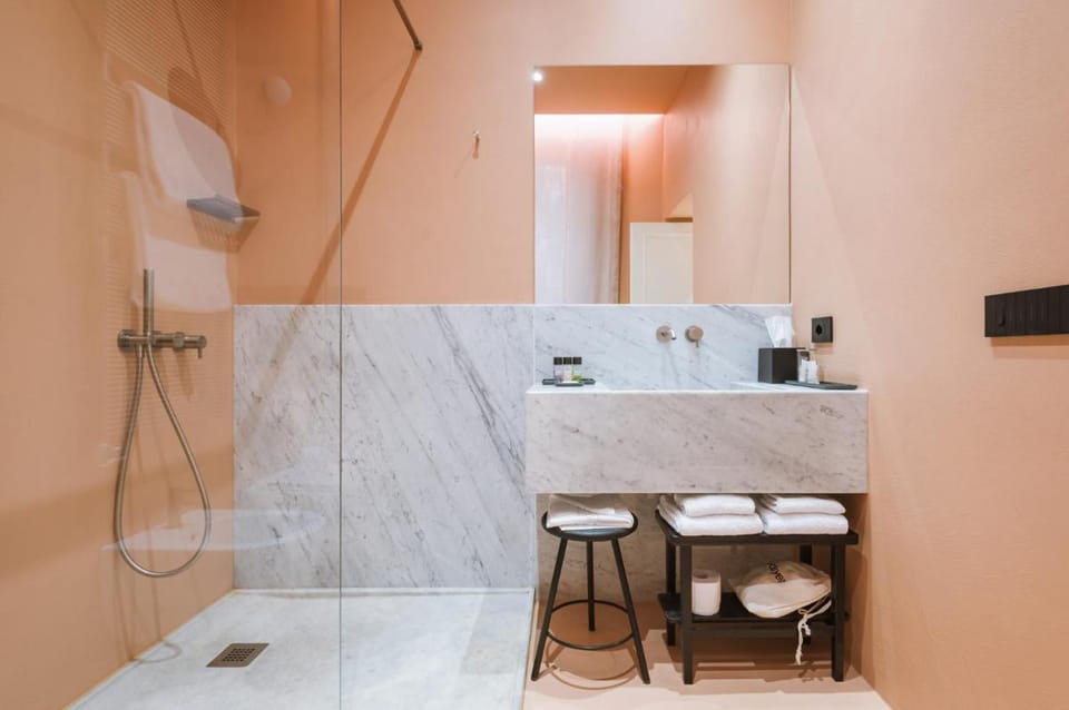 Parisii Bocca di Leone 88 Bed and Breakfast in Rome