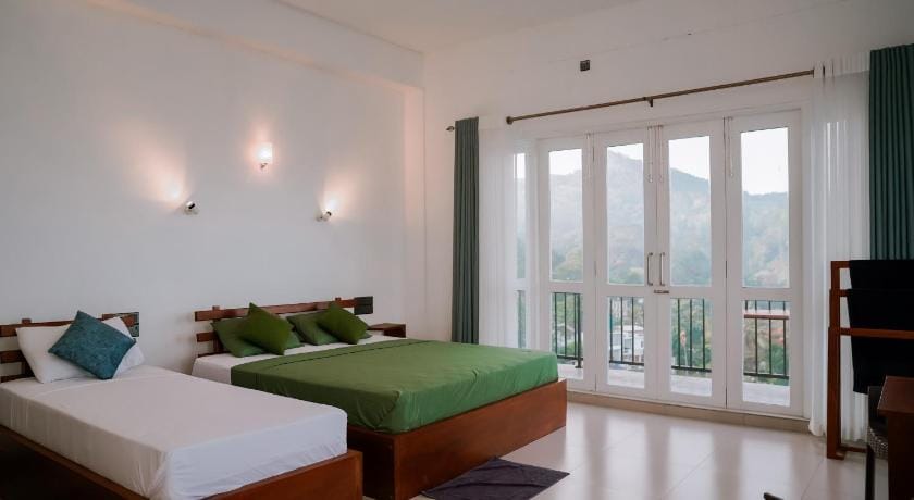 Golden sky Residence Bed and Breakfast in Kandy