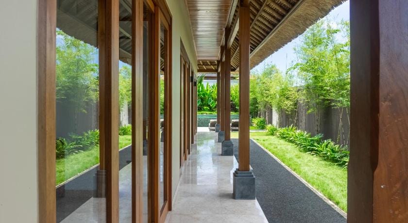 Medewi Surf Villa Luxury Bed and Breakfast in Pekutatan
