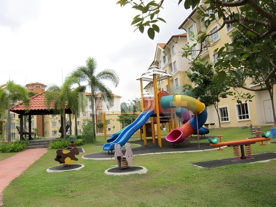 Shah Alam U8 Fully AirCon Cozy Homestay Apartment in Selangor, Malaysia