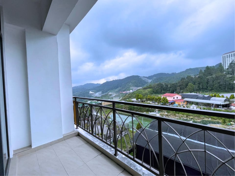 The Retreat 3 Bedroom @ Nova Highlands Mountain View Apartment in Brinchang