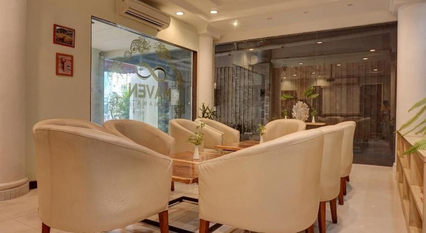 Hotel O Townhouse Oak Grand Orienchi Hotel in South Jakarta City