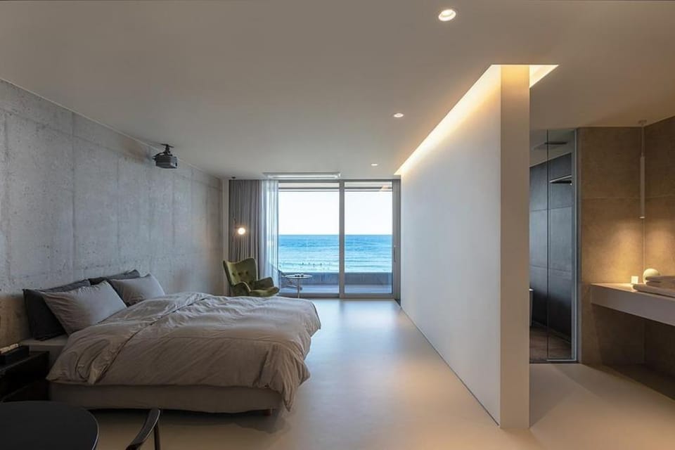 Byeolbitdam Yangyang Bed and Breakfast in South Korea