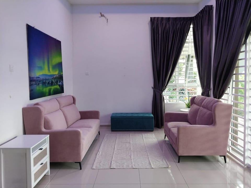 3 airconditioned bedroom in Muar Town Apartment in Johor