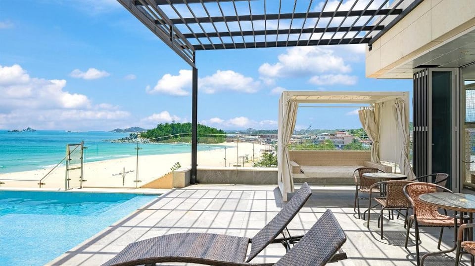 Goseong Moneblue Pension Bed and Breakfast in South Korea