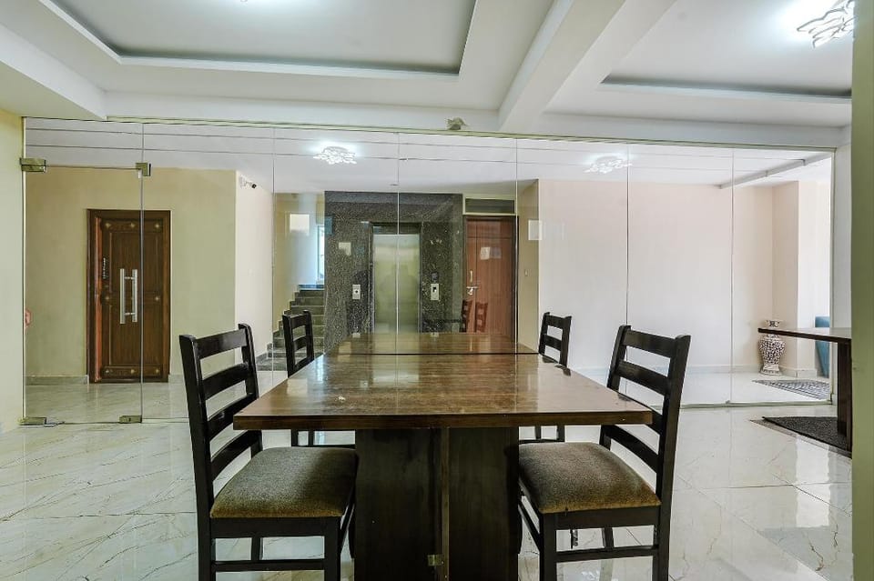 FabHotel Crystal Suites - Near Marathahalli Junction Hotel in Bengaluru