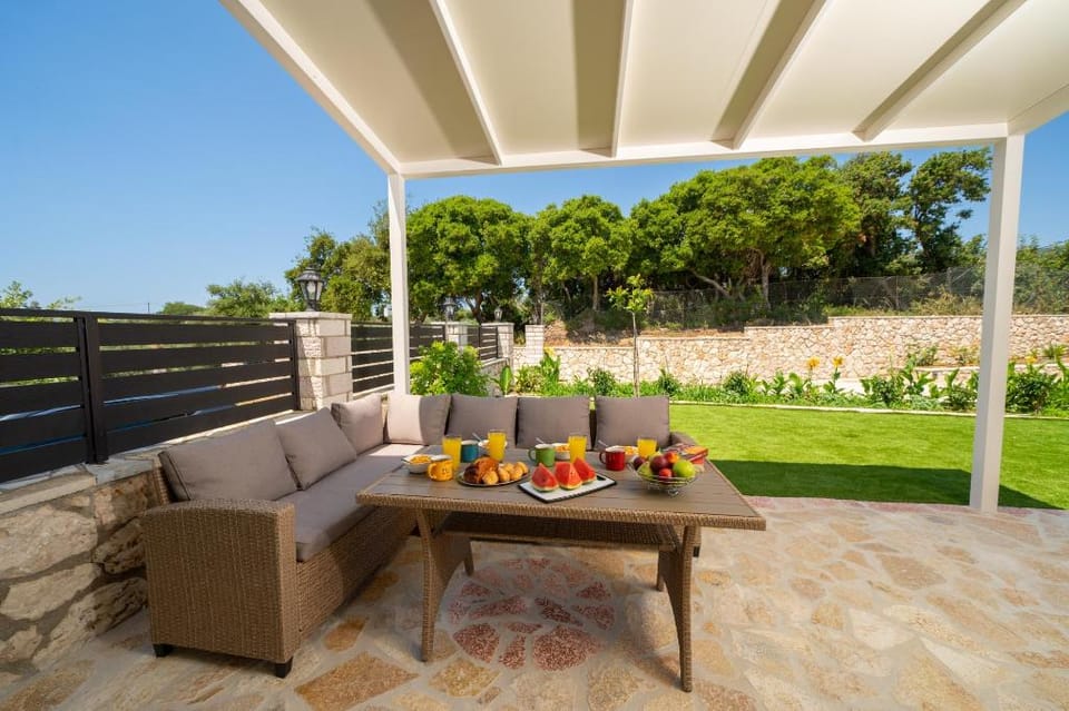 Averto Apartment at Skala Apartment in Cephalonia