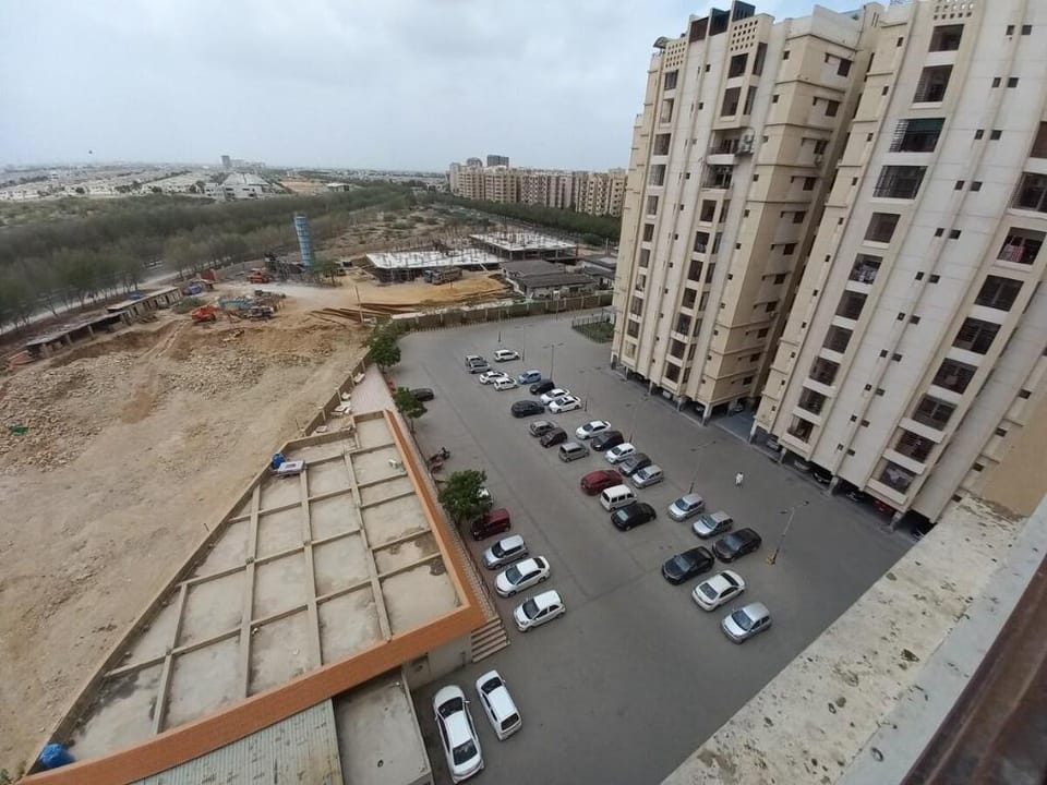 Saima Jinnah Ave-2 Bedroom Cozy Apartment Apartment in Karachi