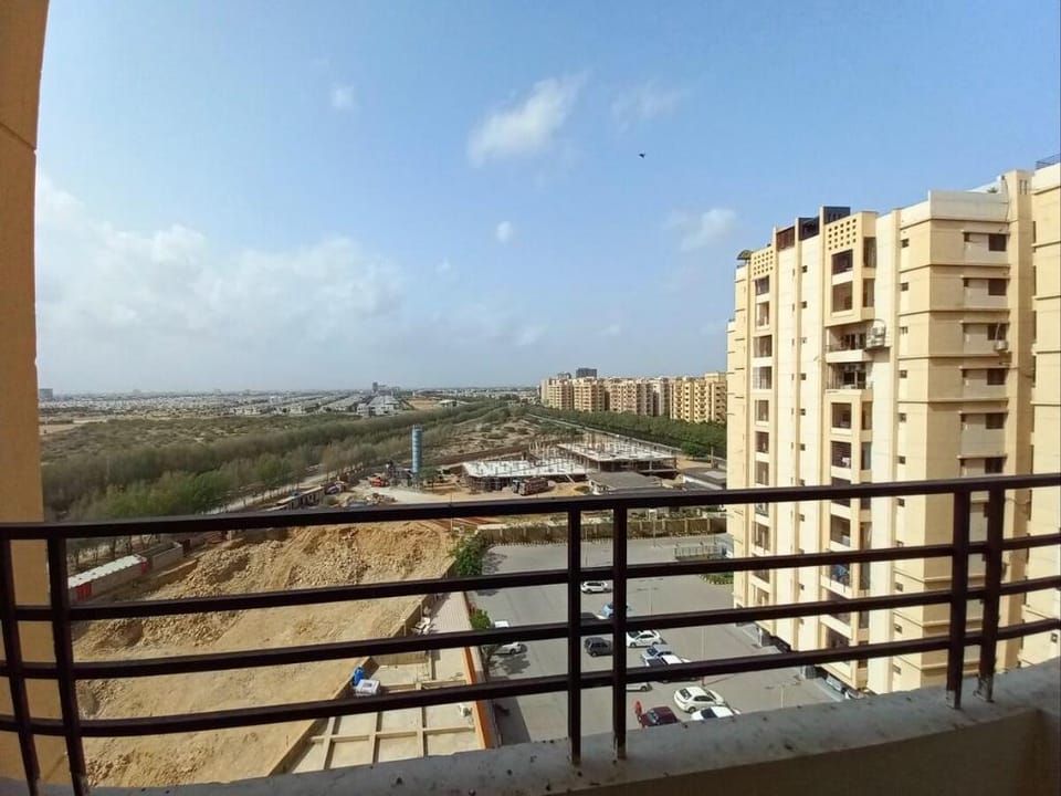 Saima Jinnah Ave-2 Bedroom Cozy Apartment Apartment in Karachi