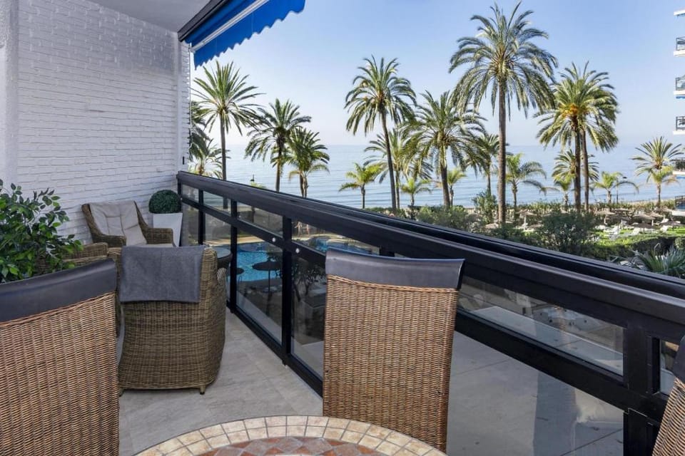 Beach promenade apartment in Marbella by Costarentals - M27 Apartment in Marbella
