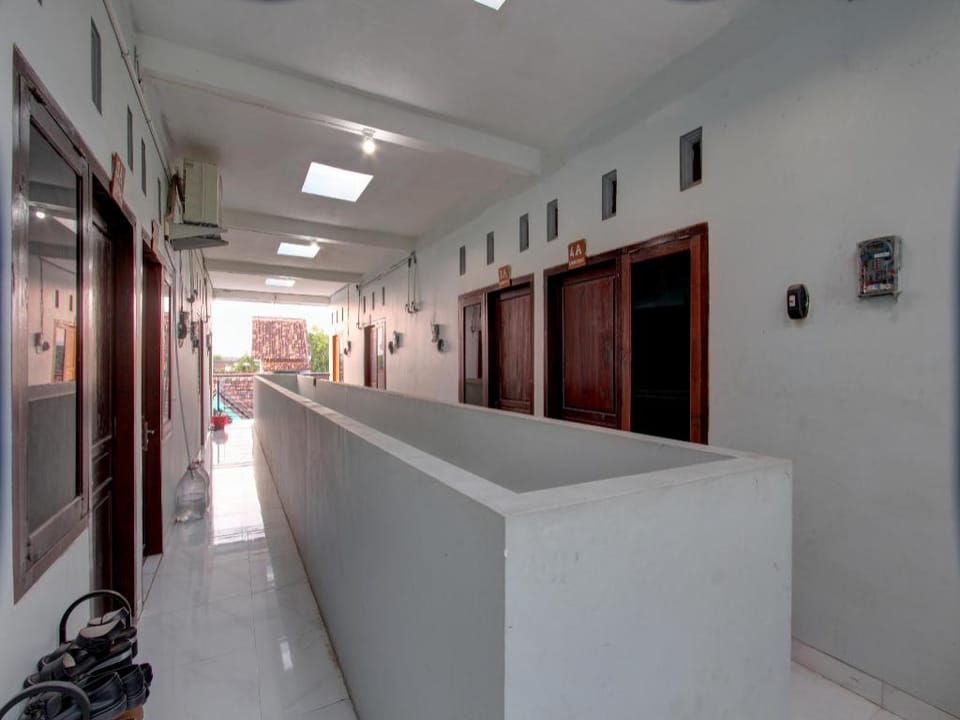 Hotel O Galih Kost 1 Syariah Hotel in East Java