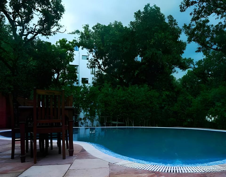 Hotel Holiday Highlights by Dvm India Hotel in Uttarakhand