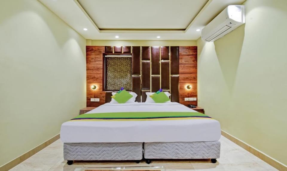 Hotel The Bliss By Bizzgrow Hotels Apartment in India