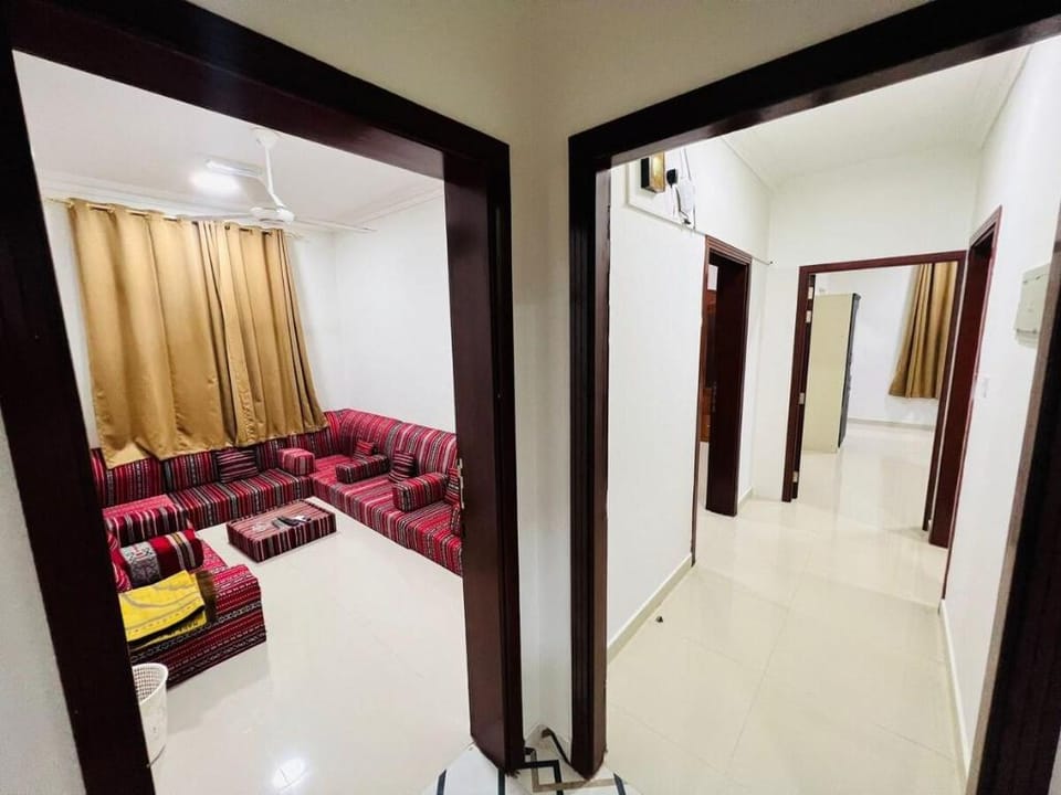 شقة بغرفتي نوم مع مجلس عربي Apartment in Oman