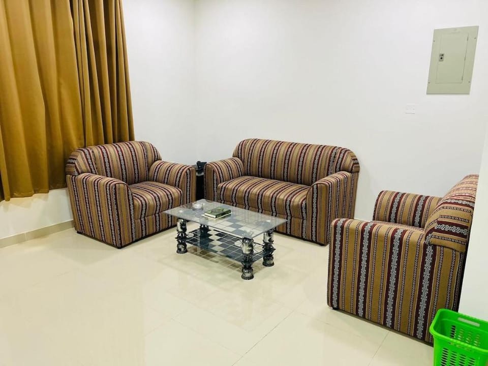 شقة بغرفتي نوم Apartment in Oman