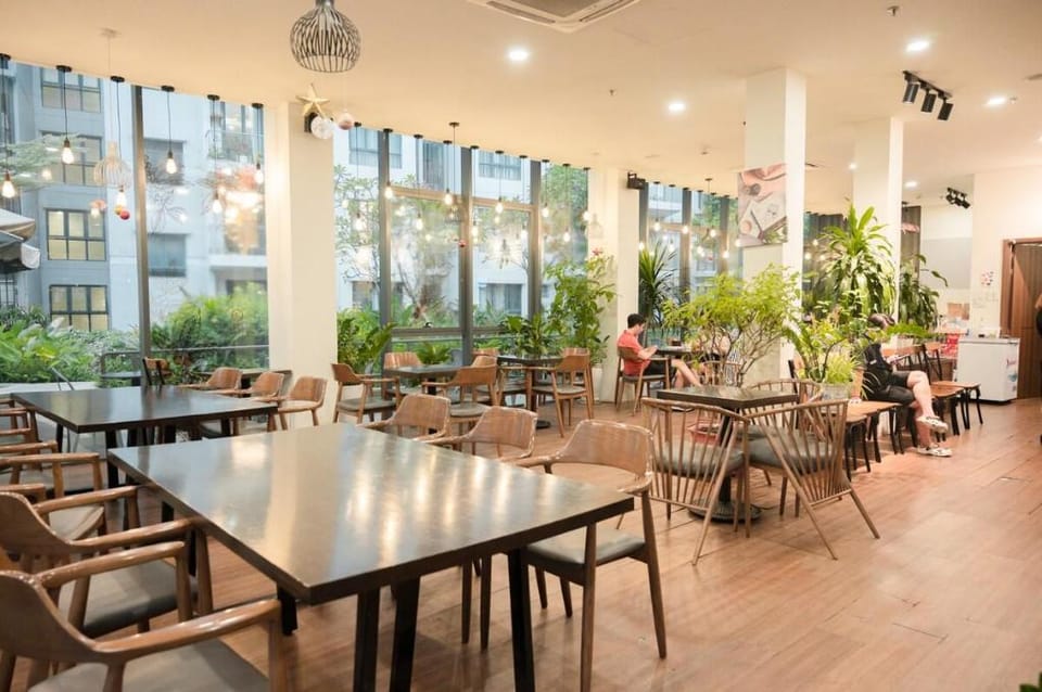 Lux Home Apartment Near Airport 2BR+2WC *Free Pool Apartment in Ho Chi Minh City
