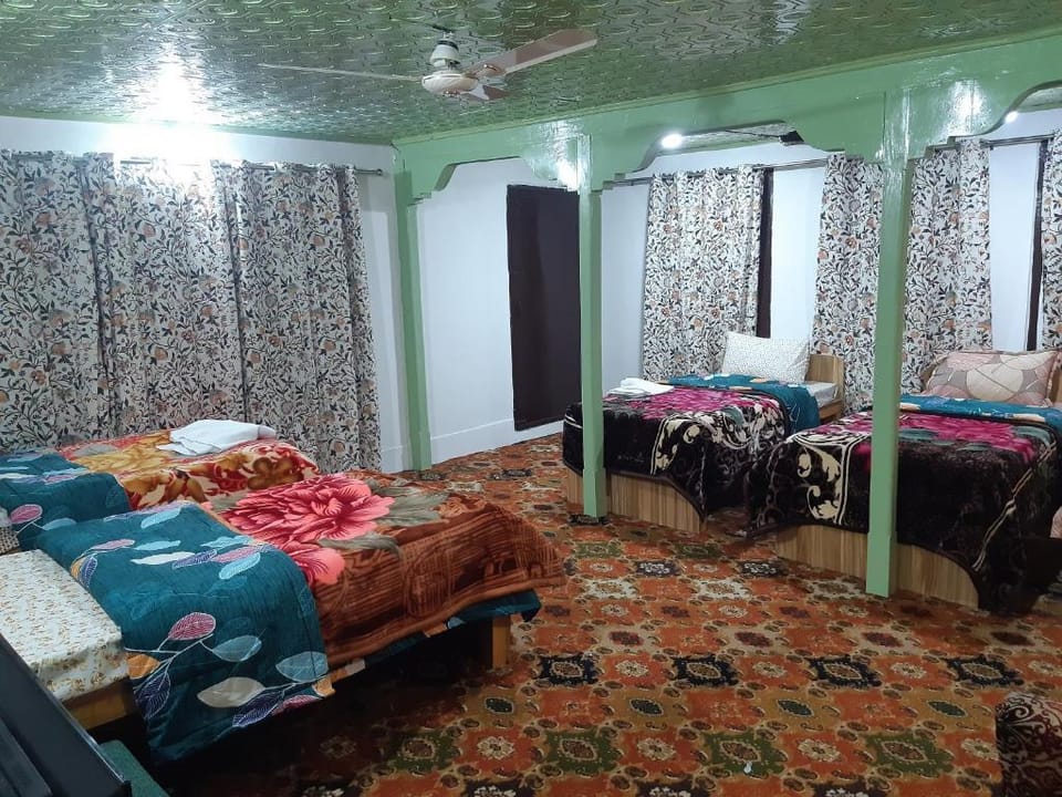 Rose Bowl Guest House/Home stay Vacation rental in India