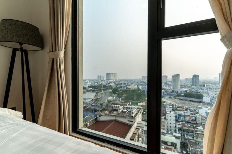 Family retreat @D1Mension/3BR/Rooftop Pool/Netflix Apartment in Ho Chi Minh City