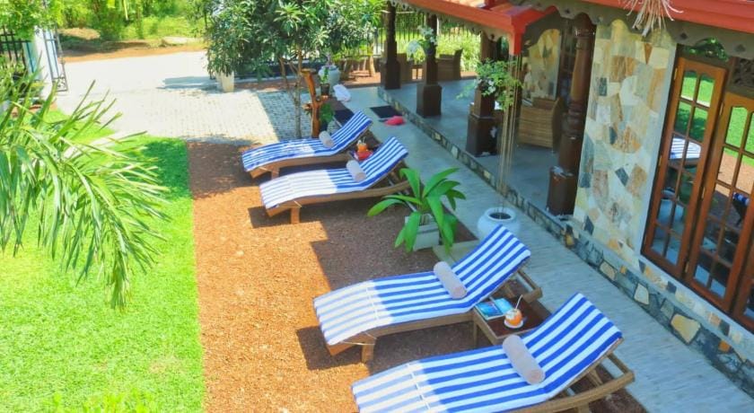Villa Svara Hotel in Western Province