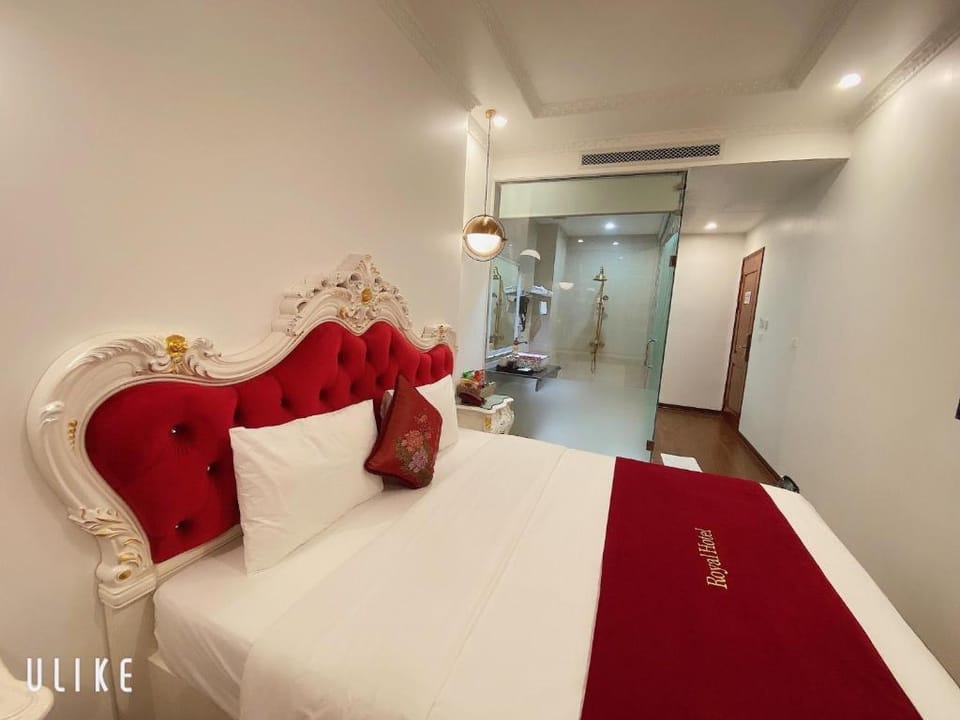 Hoàng Gia I Hotel - Yên Xá - by Bay Luxury Hotel in Laos