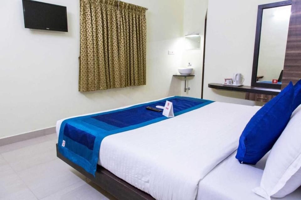 AN STAYS Chennai Airport Hotel in Chennai