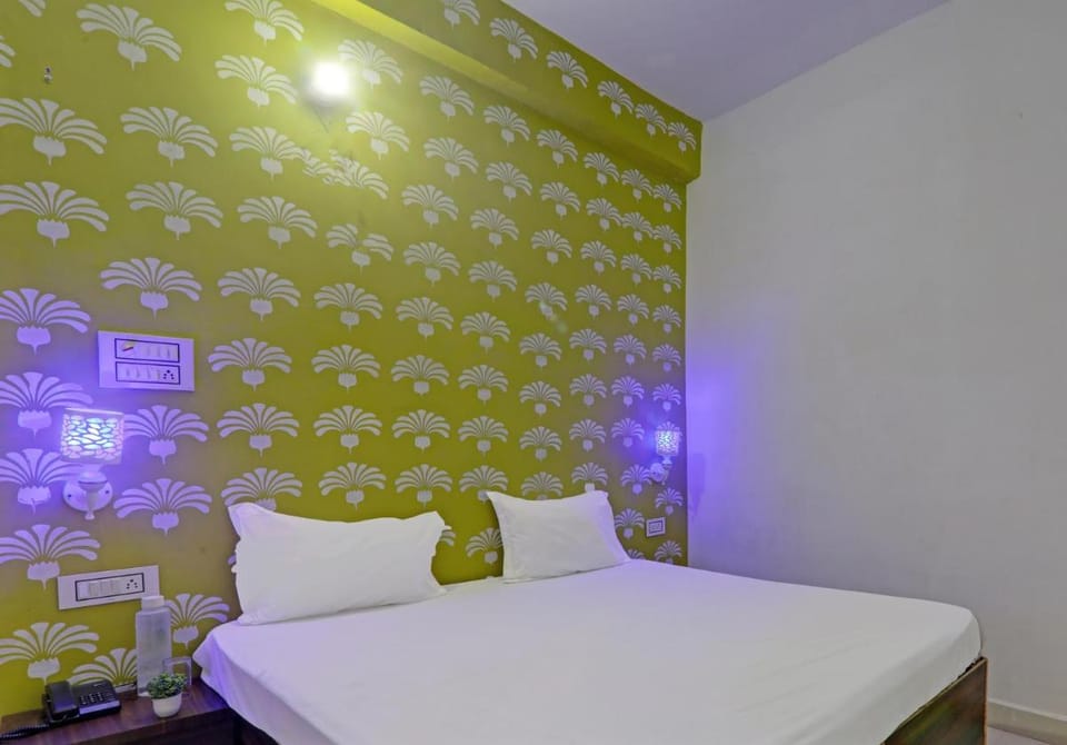 Super Hotel O Surya Inn Hotel in Uttar Pradesh