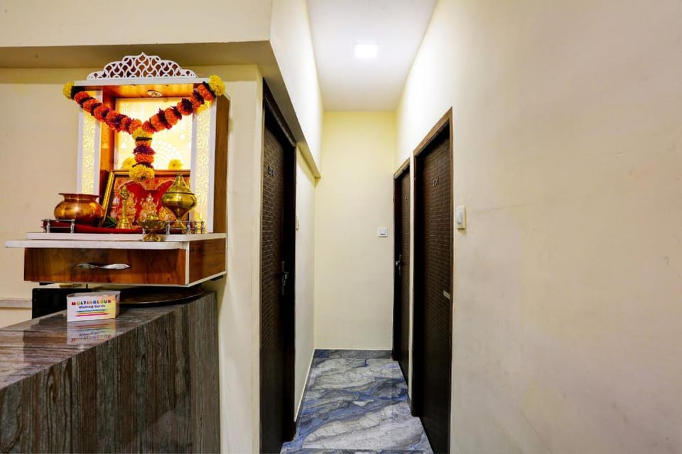 Collection O Goregaon West Hotel in Mumbai