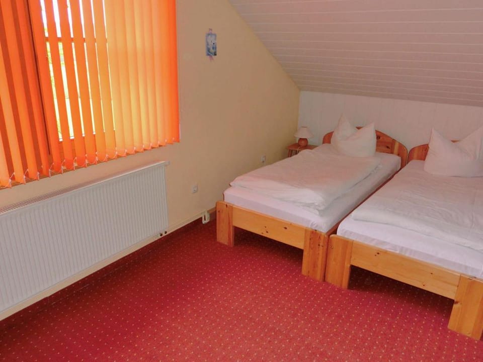 Schone Doppelhaushalfte mit Terrasse in Schirgiswalde Vacation rental in Saxony