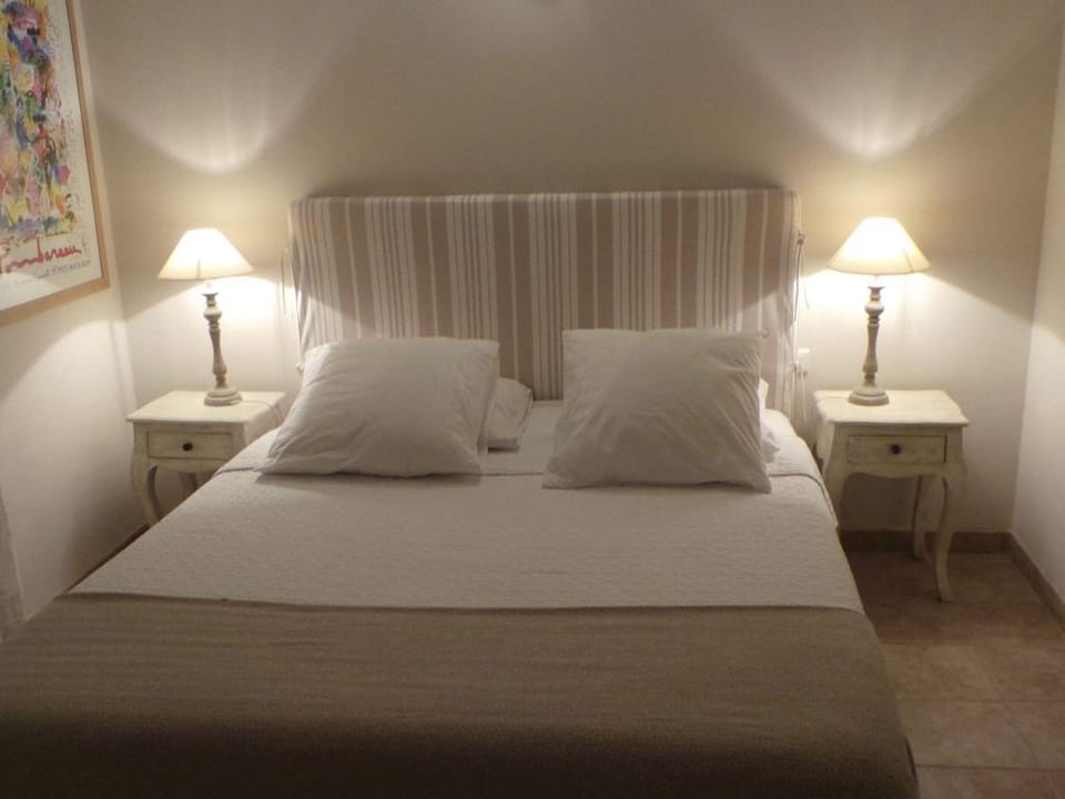 Two guest houses with private pool Villa in Provence-Alpes-Côte d'Azur