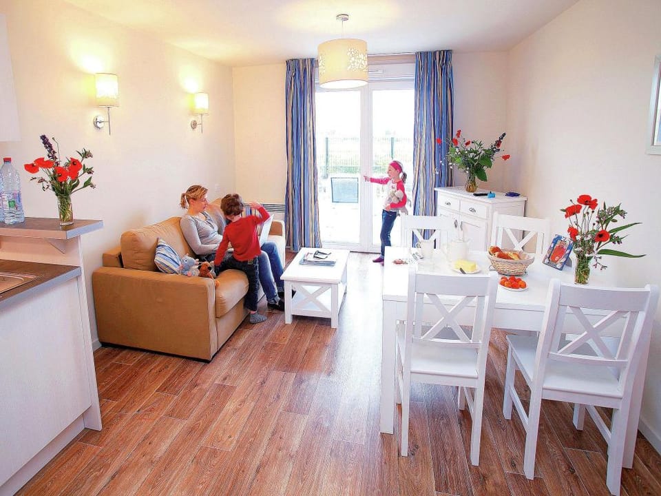 Stunning home in Hauts-de-France w/  Vacation rental in Le Crotoy