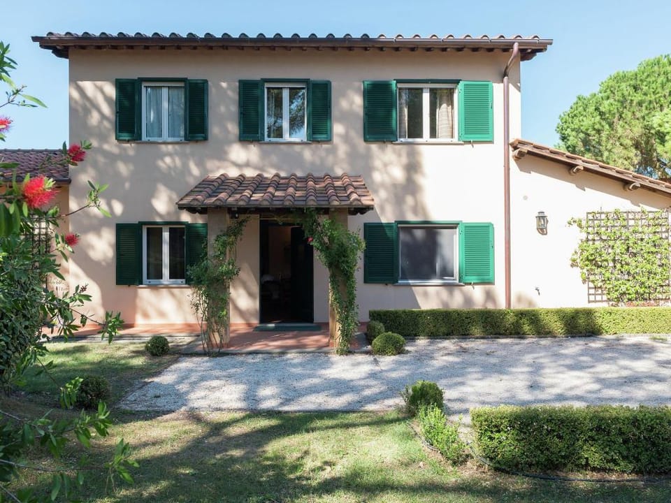 Villa in Magliano Sabina with Private Pool Villa in Umbria