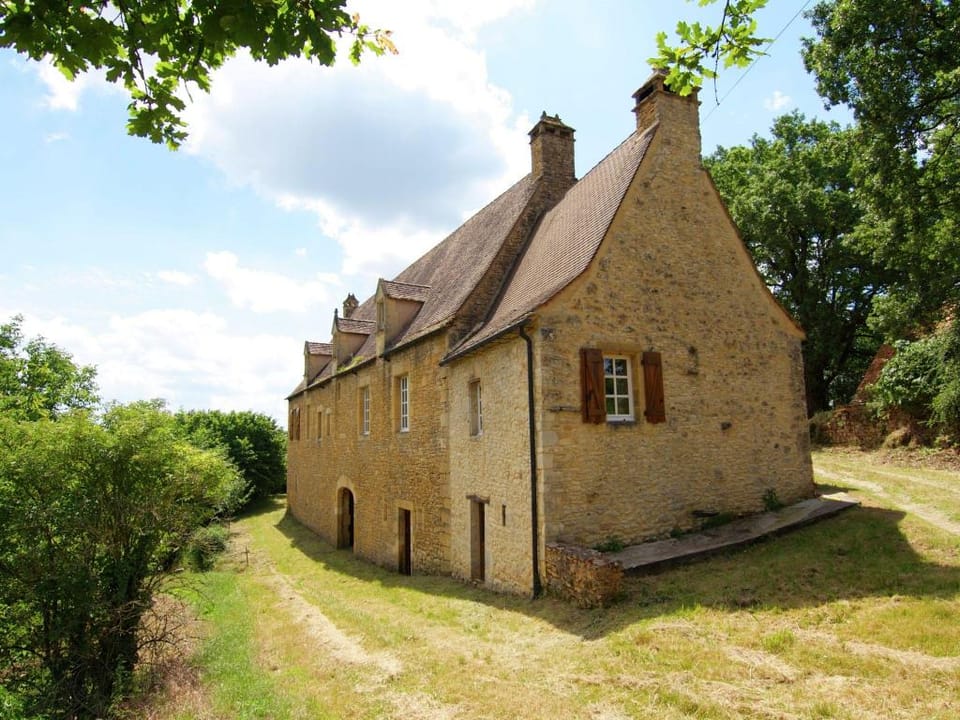 Lush country house with private pool Vacation rental in Occitanie