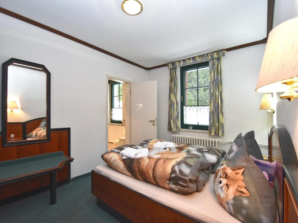 Retreat with Sauna, Hot Tub Apartment in Erzgebirgskreis