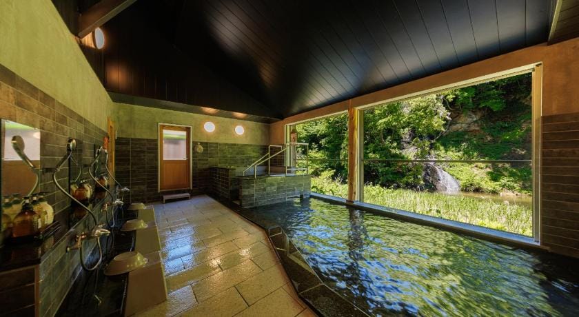 Namari Onsen Fujisan Ryokan Hotel in Japan