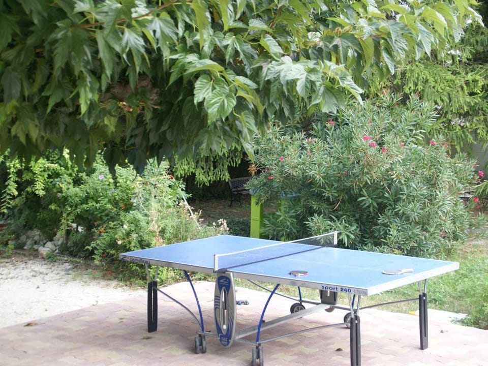 Holiday Home in Le Thor with Private Pool Vacation rental in Le Thor