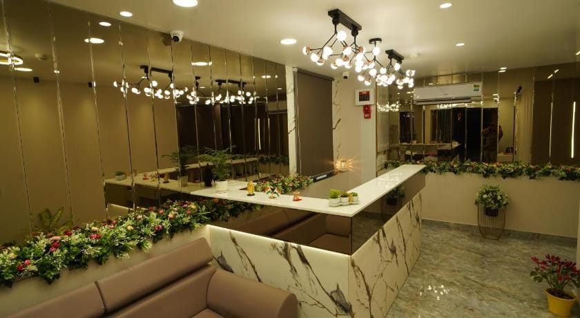 HOTEL RICHIE RICH  Apartment in Ahmedabad