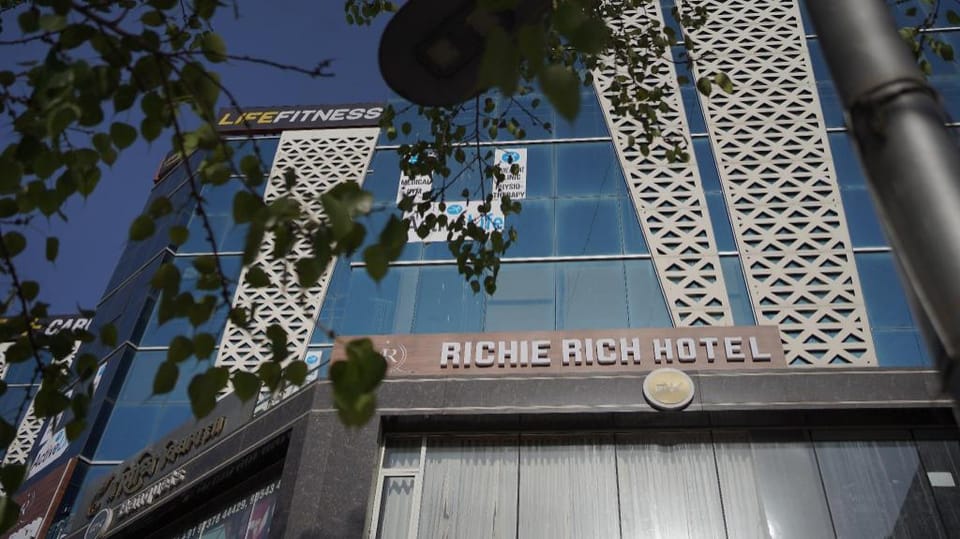 HOTEL RICHIE RICH  Apartment in Ahmedabad