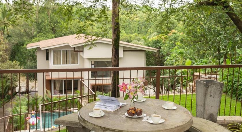 LohonoStays Villa Athini Hotel in Maharashtra