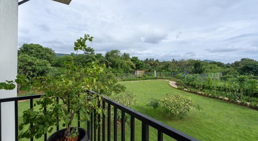 LohonoStays RiyuVann Estate Hotel in Maharashtra