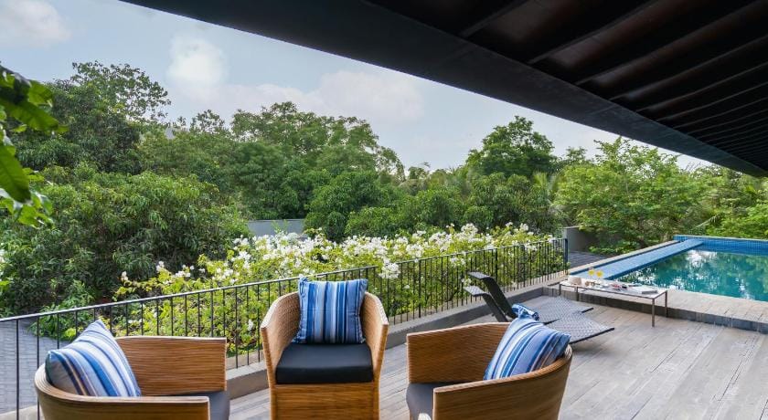 LohonoStays Orchard House Hotel in Maharashtra