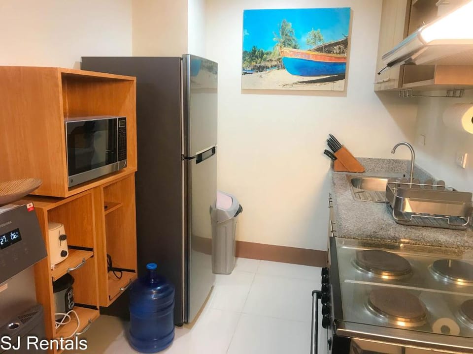 Great View at Tower One of Midpoint Residences Apartment in Cebu City